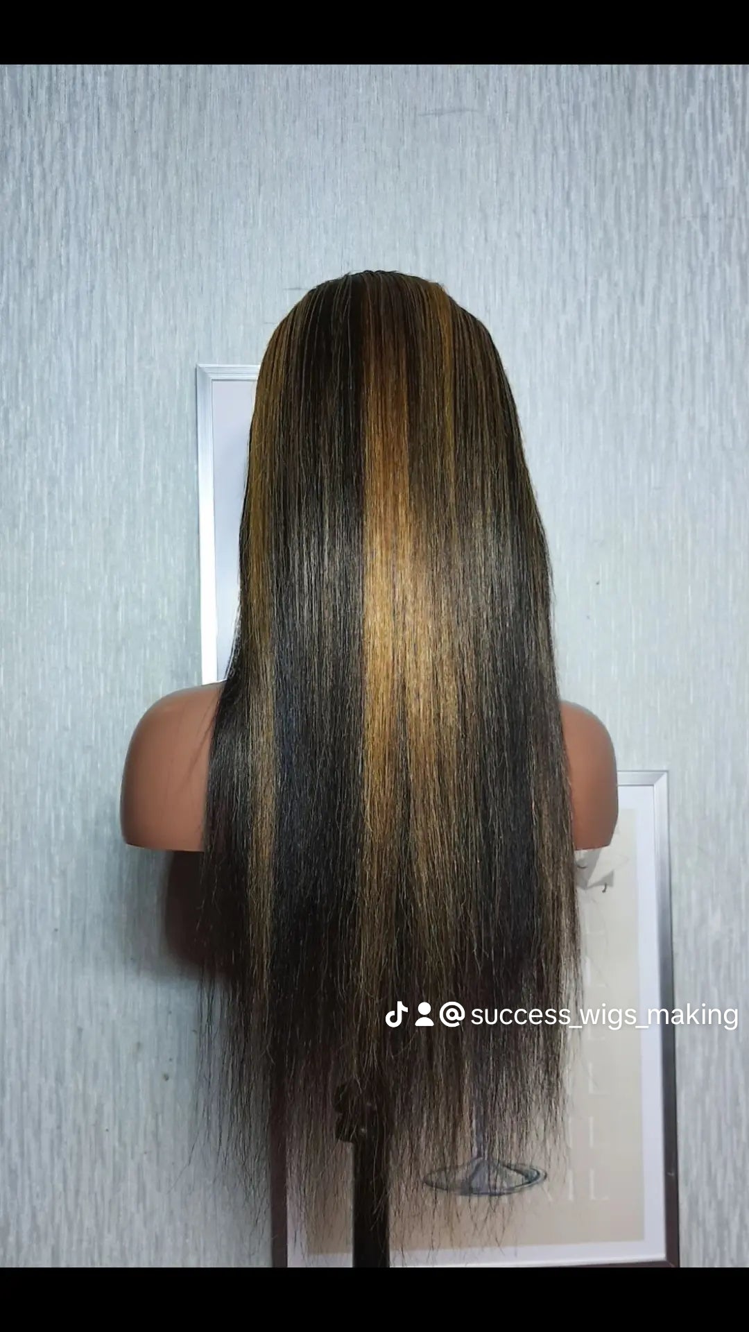 Full frontal wig